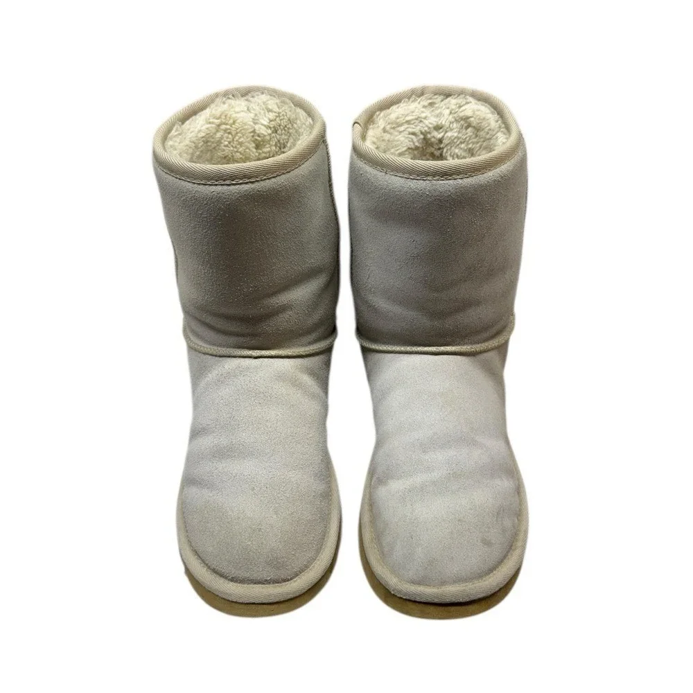 Ugg Australia Classic Short II Suede Sheepskin Boot Size 9 Shearling Cream